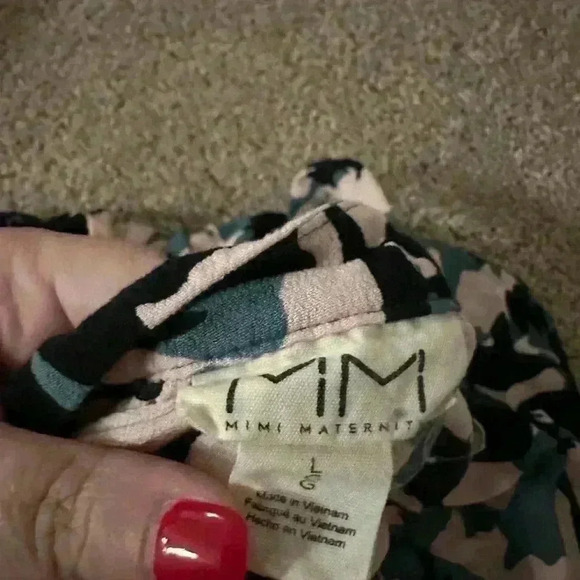 Motherhood Maternity Halter Top Side Tie Size Large Floral - Picture 4 of 4